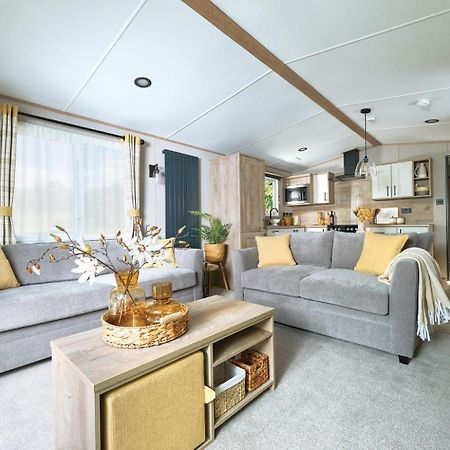 Emma'S Oasis 2-Bedroom Caravan At Durdle Door Sleeps 4 West Lulworth Exteriör bild